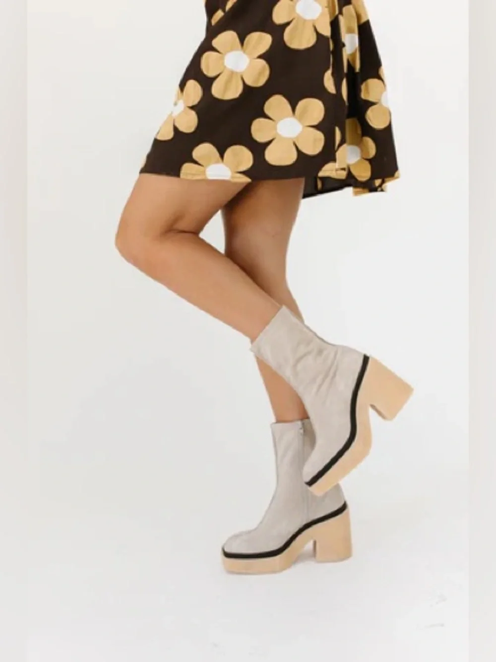 Free People Gigi Suede Boots - Phantom Beige Tan